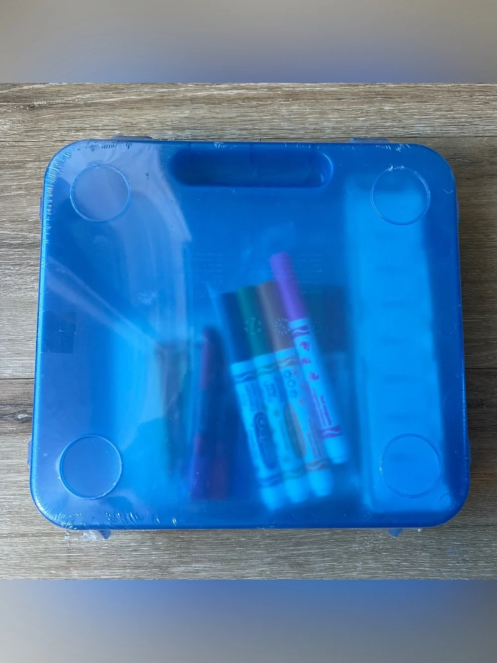 NWT Crayola Frozen II Coloring Art Case